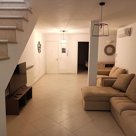פורטו סנטו סטפנו Luxury Beach House מראה חיצוני תמונה